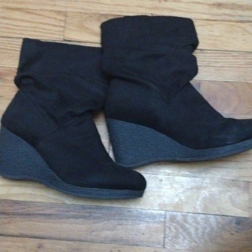 Route 66 Women's Black Wedge Boots sz 9.5